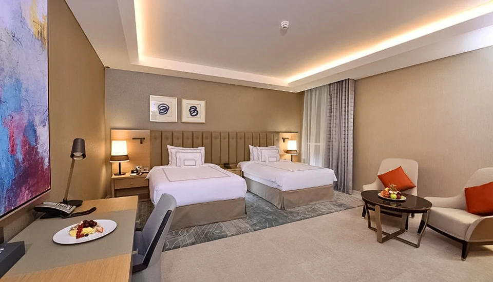 هتل گرند کازموپولیتن دبی